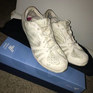 Varsity cheer shoes